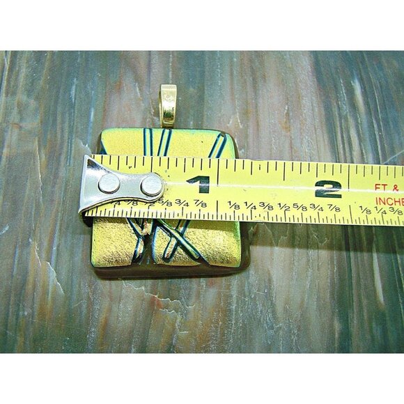 Square Shape Opaque Pendant Raised 3d Geo Design Graphic Resin Gold Tone Charm - Picture 7 of 9